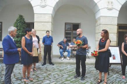 Předání diplomů a plaket