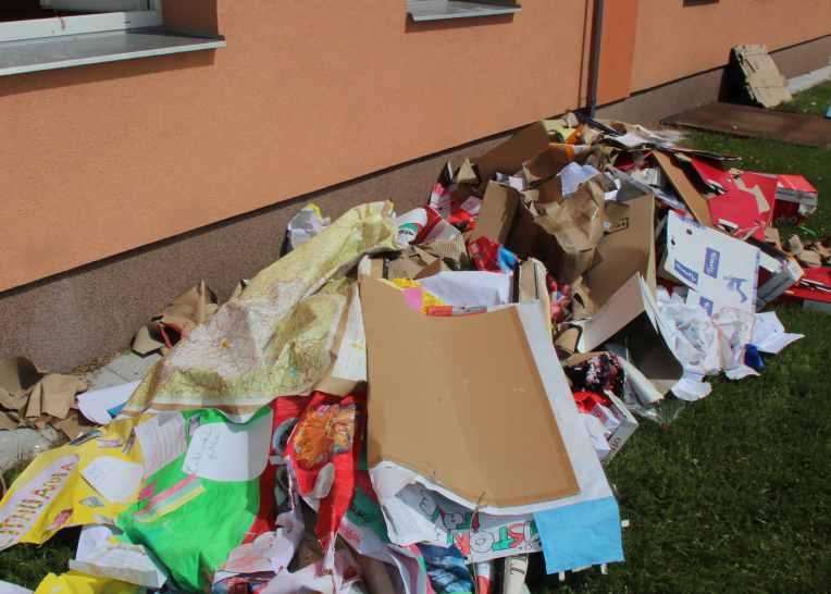 VÁŽENÍ OBČANÉ, RODIČE, VŠICHNI PŘÁTELÉ NAŠÍ ŠKOLY, je tady konec roku.