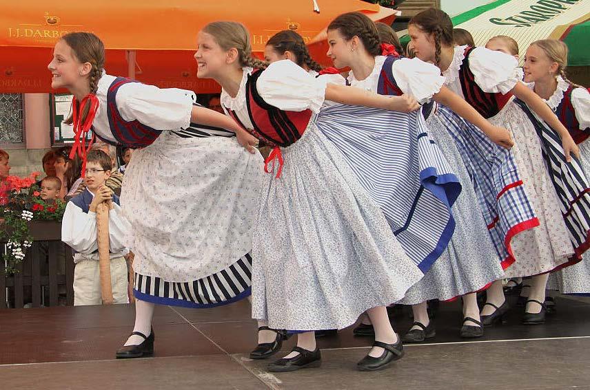 Premiéra: 1995 (Vojtovi Línkovi bylo 7 let) Autoři: Blanka Slouková, Zuzana Kmoníčková Ocenění: