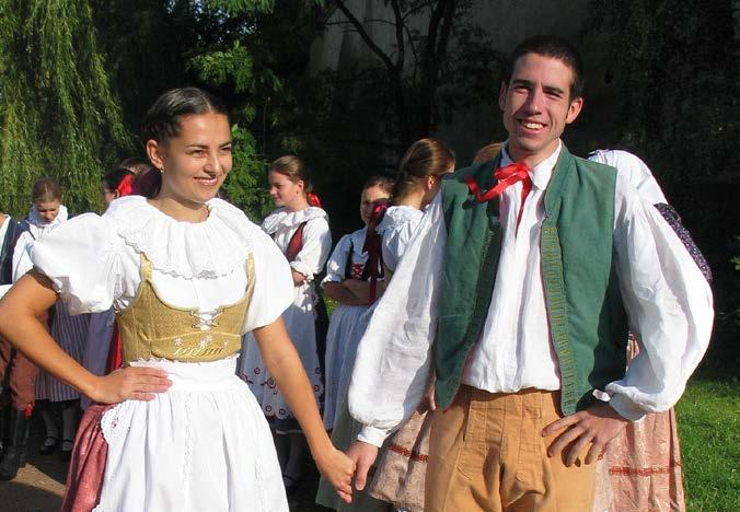 členové Hrubeš Jan Hrubešová Adéla Hruša Adam Hrušová Martina Hrušová Natálka Hubáčková Jana Hubáčková Lenka Hudec Adam Hudec Aleš Hurčíková Lucie Husková Markéta Hykyšová Adéla Hysková Aneta Chabada