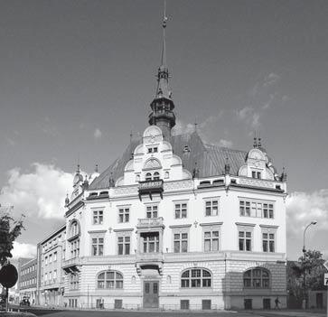ZPRÁVY Z RADNICE Okresní dům představení souhrnné zprávy ČVUT Na základě podnětu zastupitelstva z prosince 2017 zadalo město Slaný vypracování odborné studie s cílem zmapovat možné využití budovy