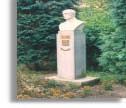 1924 byl v sousedství farního kostela odhalen pomník Františka Palackého od olomouckého sochaře Julia Pelikána. Památník se stal připomínkou více než sedmi desítek obětí 1.