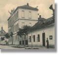 patrně dosti nepravidelně, školu u olomouckého kostela sv. Mořice, do jehož farnosti vesnice náležela.