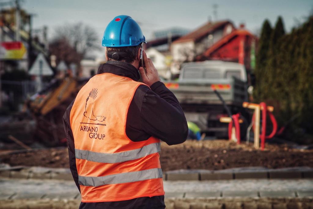 Správy silnic krajů Výběr koordinátora v přípravě stavby neprobíhá, někdy zajišťuje projekční kancelář, ale jde jen o zpracování plánu BOZP Není jednotný vzor Oznámení o zahájení prací, zapomínají