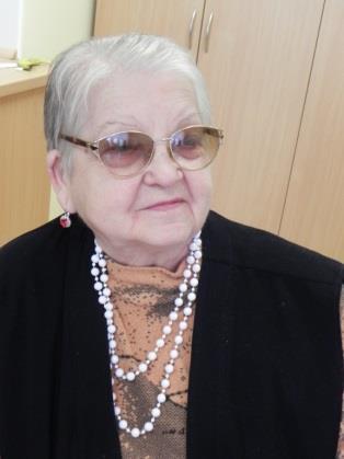 šitou šperkovnici z pohlednic.