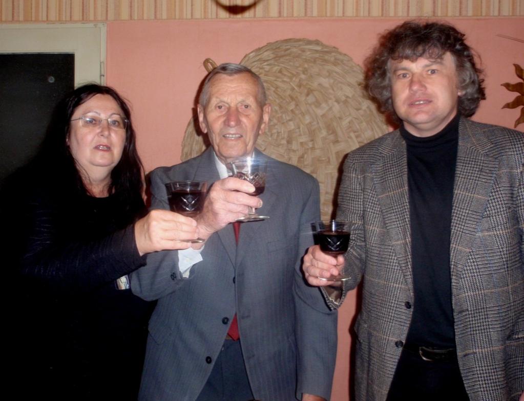 Před pěti lety z důvodu změny bydliště a zhoršení zdravotního stavu se vzdal funkce předsedy a požádal mne, abych pracovala ve výboru.