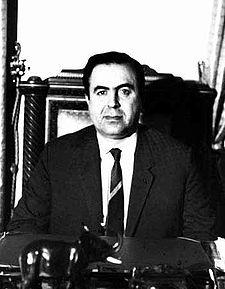 mezi vojenským a civilním křídlem neúspěch v červnové válce 1967 posílil