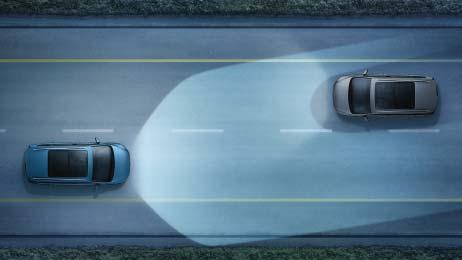 V hektickém shonu rodinného života snadno ztratíte přehled a můžete 02 tak přehlédnout automobil, který se za Vámi náhle objeví právě v oka- 04 05 mžiku, kdy zapnete blinkr.