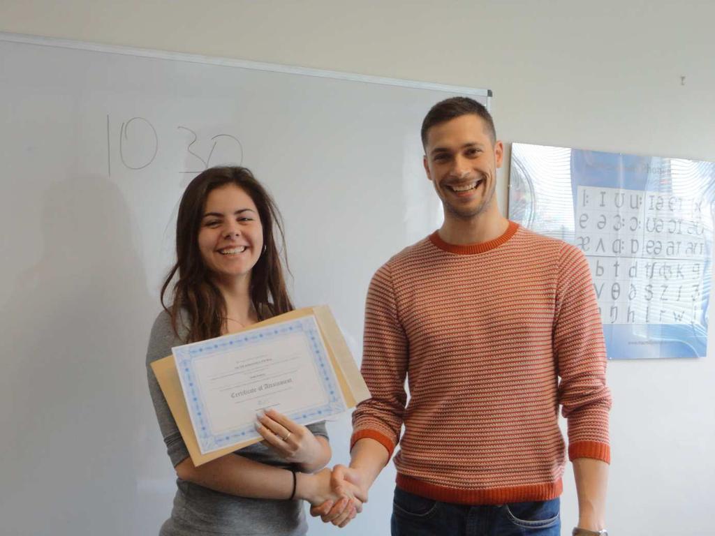 ve firmě, dovednostech a schopnostech, které si studenti osvojili.