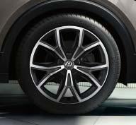 05 08 Naše automobily jsou sériově vybaveny letními pneumatikami.