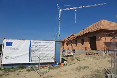 2207058, s aktuální kapacitou 20 a odlehčovací služba OS (registrace č. 6466123 od 1.4.2012, s kapacitou 3. Dále domov poskytuje službu terénní - podpora samostatného bydlení PSB (registrace od 1.1.2015 č.