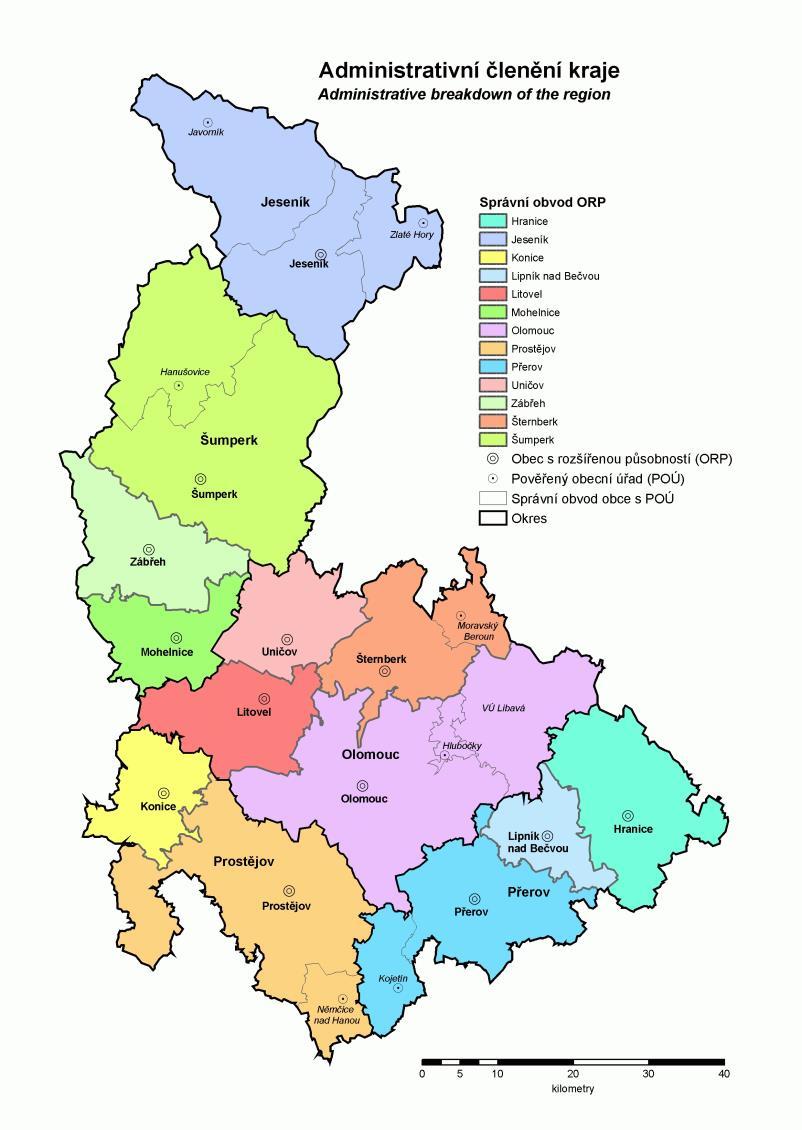 1. Základní údaje Olomoucký kraj se rozkládá ve střední části Moravy a zasahuje i do její severní části. Celková výměra kraje 5 267 km 2 tvoří 6,7% z celkové rozlohy České republiky.