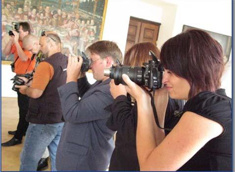 poskytnutí dotace v místech dotčených projektů, 6 presstripů za rok 2009) Výsledky spolupráce s novináři (články v denním tisku, odborných časopisech, internetových serverech, rozhovory a krátké