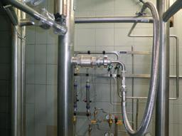 Prakticky všechny firmy stále řeší na prvním místě úsporu fixních a provozních nákladů a odkládají investice na pozdější dobu.