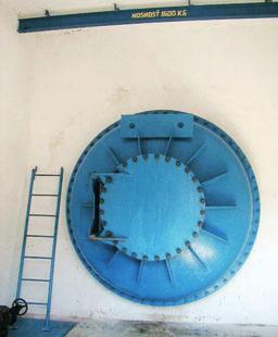 SOVAK Časopis oboru vodovodů a kanalizací, číslo 7 8/2012 strana 7/219 Revize vodárenské štoly Podhradí Dolejší Kunčice Jiří Komínek Akciová společnost Severomoravské vodovody a kanalizace Ostrava