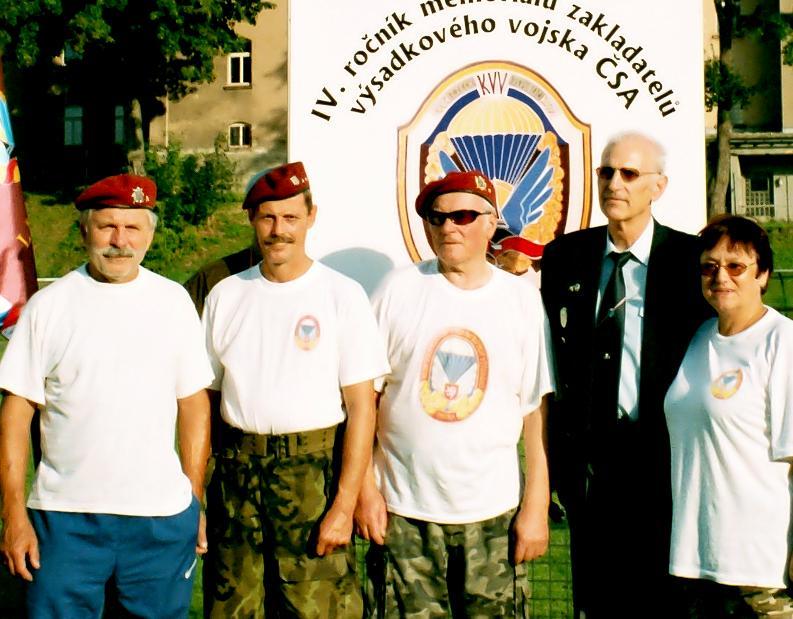 druhé straně výdaje na zabezpečení činnosti klubu za uvedené období byly 239 222,70 Kč.