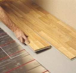 Obvodová dilatace podlahy Podlahové vytápění by mělo být na spodní straně podlahy izolováno odpovídající kvalitní tepelnou izolací.
