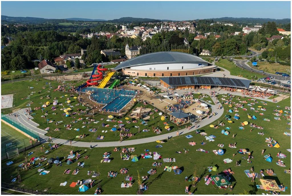 c) Koupaliště Koupaliště bylo v provozu pro veřejnost 114 dní (v roce 2016 to bylo 108). Provoz koupaliště byl zahájen již 27. května.