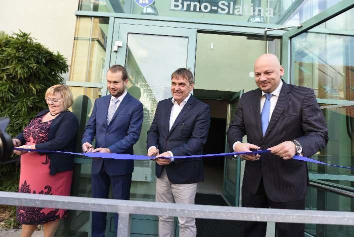 Slavnostní otevření nové budovy MČ Brno-Slatina, zleva: Danuše Stoklásková, Petr Semrád, Petr Vokřál, Jiří Ides, foto: Ing. Štěpán Cenek 3.