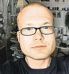 Odveta za šest válečných let aokupaci nabyla podoby různorodých omezení ašikany avyvrcholila existencí hranického lágru, kde bylo týrání, mučení aznásilňování internovaných takřka na denním pořádku.