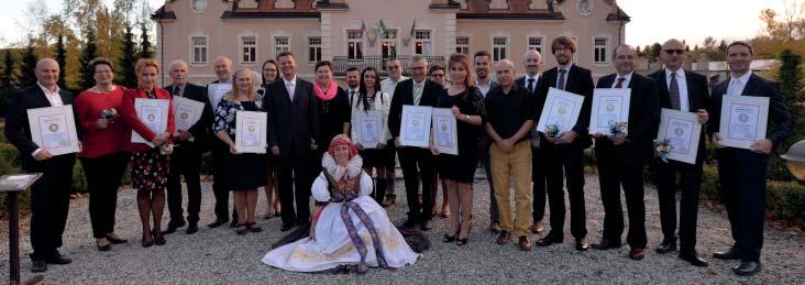 SORTIMENT OTÁZKA PRO VĚRU BUREŠOVOU, HLAVNÍ VÝŽIVOVOU PORADKYNI SPOLEČNOSTI NATURHOUSE Pokud se rozhodneme začít žít zdravěji a chovat se, pokud jde o stravu, k našemu tělu zodpovědněji, jak a čím