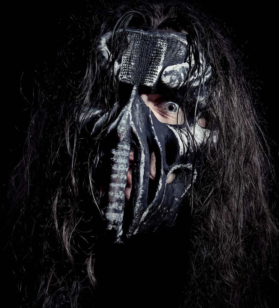 NAŠE PRAHA. Kapelník Dymytry Dymo Urban: Hmyzí masky nám navrhli maskéři ND  - PDF Stažení zdarma