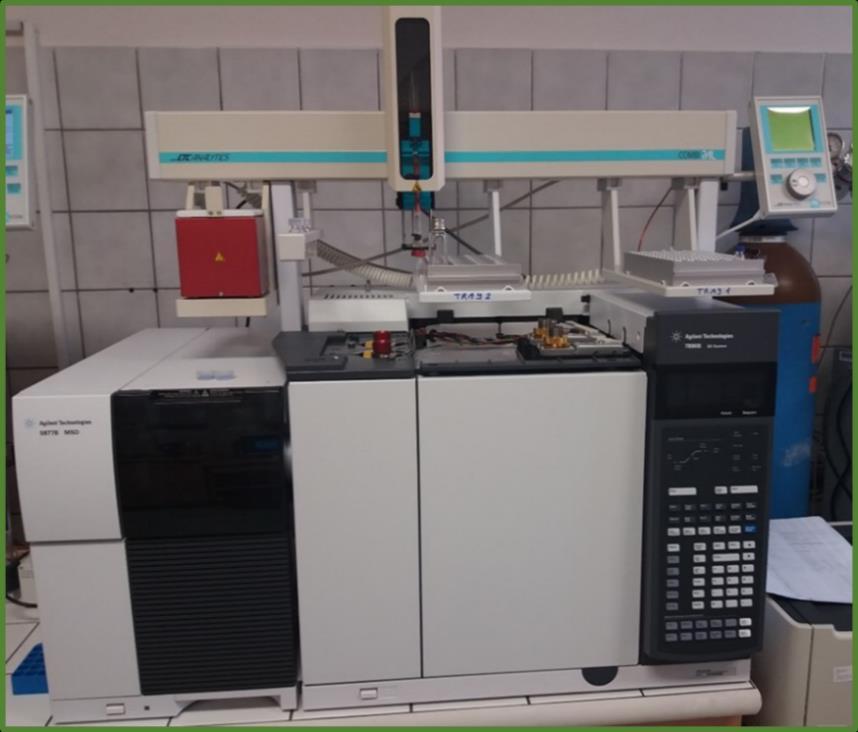 Ultraúčinný kapalinový chromatograf s hmotnostně selektivním detektorem Acquity I-class MS Xevo TQ-XS Je to nejcitlivější UPLC- MS/MS systém od firmy Waters, vhodný pro multireziduální analýzu