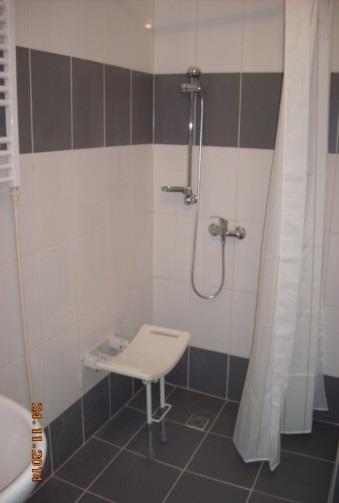 bytů 200 5000 150 100