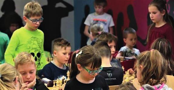 imunní nebo se nemůže očkování podrobit pro trvalou kontraindikaci (mimo dětí v povinném ročníku předškolního vzdělávání), na evidenčním listu MŠ - v případě zdravotně postiženého dítěte písemné
