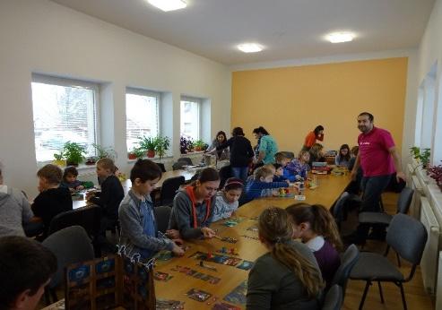 Hlavním cílem projektu bylo zlepšit kvalitu vzdělávání v mateřských a základních školách ve správním obvodu ORP Moravská Třebová tím, že byla podpořena spolupráce zřizovatelů, škol a ostatních aktérů