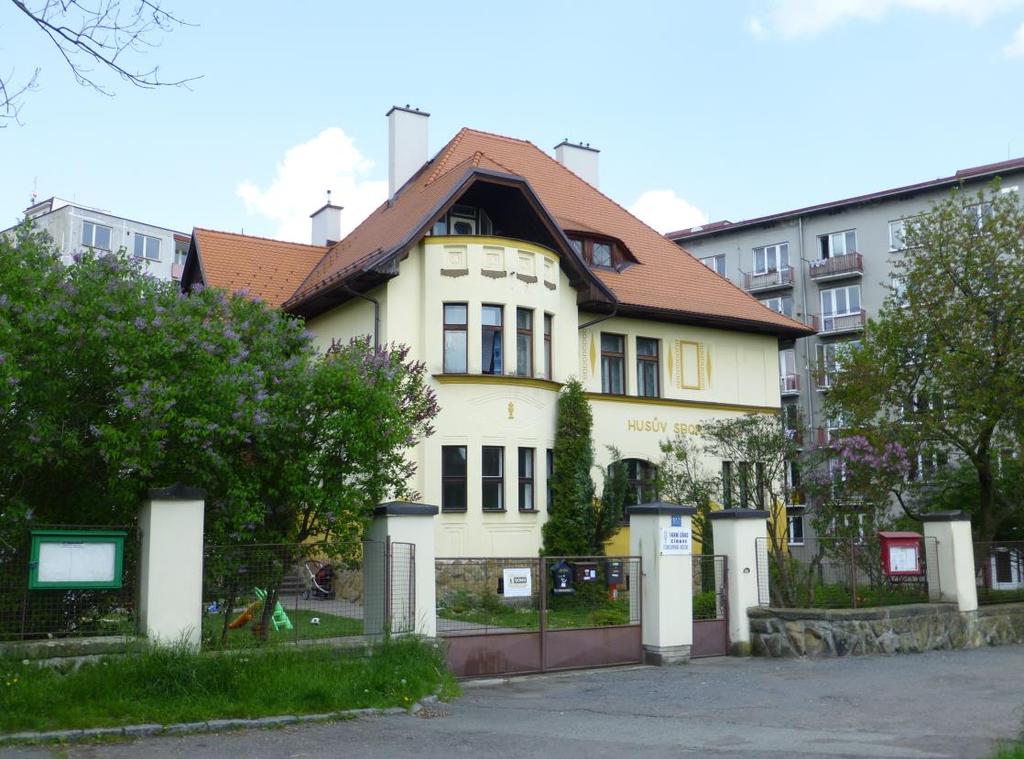 Realizována v letech 1908 1910 dle návrhu architekta Aloise Dryáka místním stavitelem Františkem Plašilem.