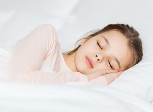 Tátova kolegyně ho nechtěla, protože má koně a farmu. Ani nikdo jiný o něj neměl zájem. Před Baddym jsme měli psa Borka, který se nám někam zaběhl. Proto taťka přivezl Baddyho domů.