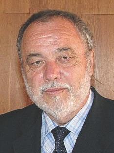 Předsednictvo výboru JČMF Předseda JČMF: Místopředsedové: Hospodář: Tajemník: Předseda ČMS: Předseda SUMA: Předsedkyně ČFS: Předseda FPS: RNDr. Josef Kubát doc. RNDr. Jiří Dolejší, CSc. RNDr. Dag Hrubý RNDr.