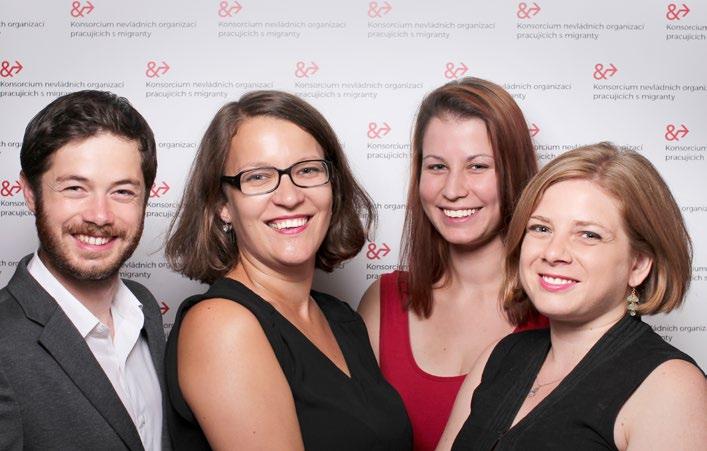 V. Tým Konsorcia a výkonný výbor v roce 2017 Tým Konsorcia Anna Dumont ředitelka Tomáš Jungwirth policy officer Masha Volynsky koordinátorka komunikace Lucie Valentinová koordinátorka projektů a