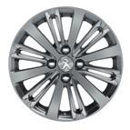 ZIRCONIUM ZHEV / ZH41 Hliníková kola 15" AZOTE, pneumatiky 185/65 R15 (kód PureTech / BlueHDi) ZHEU / ZH6S 12 000 Kč Hliníková kola 16" TITANE šedá, pneumatiky 195/55 R16 (kód PureTech / BlueHDi)