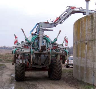 Je dostupné ve verzi Ø150 a Ø200 mm, s možností turboplnění. Rameno Plunger umožňuje sání přímo ze zapuštěných jímek a lagun.