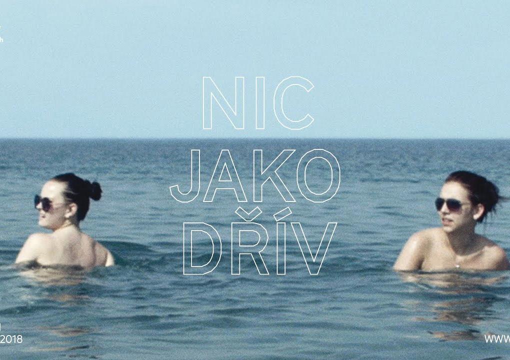 NIC JAKO DŘÍV Česko, 2017, 92 min Režie: Lukáš Kokeš, Klára Tasovská Kamera: Lukáš Kokeš Hrají: Lukáš Kokeš, Klára Tasovská, Lukáš Matoušek Producenti: Tomáš Hrubý, Pavla Janoušková Kubečková Střih: