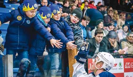 Akademici mají za sebou pátou Plyšákovou bouři V Home Monitoring Aréně se konal už pátý ročník Plyšákové bouře. V hokejovém utkání s charitativním podtextem, které se odehrálo ve středu 12.