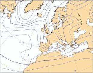 Geopotential height at 850 hpa representing the lower troposphere, where a closed center of low pressure can also be observed (source: MARS/ECMWF). průřezem atmosféry (obr.