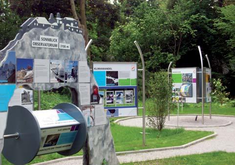 Obr. 1 Vědecký park pro veřejnost na zahradě ZAMG. Obr. 2 Fenologická část v rámci vědeckého parku. Obr. 3 GLOBE games v Moravských Budějovicích.
