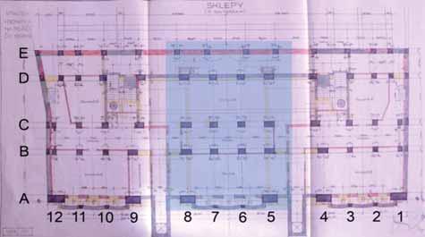 SANACE A REKONSTRUKCE REHABILITATION AND RECONSTRUCTION Obr. 2 Půdorysy s označením sloupů a s vyznačenou zájmovou oblastí: a) 1. PP, b) 2. PP, c) řez objektem Fig.