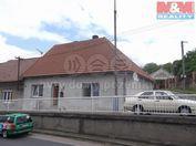115,00 144 800 000 6 957 1,16 8 070 Prodej rodinného domu v Kopidlně. Celková plocha 144m2. Dům se nachází v centru Kopidlna a je po částečné rekonstrukci. K domu patří malá zahrádka.