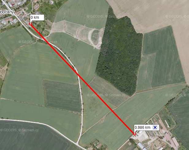 Další část vyjádření uvádí obavy z hluku a alergenního prachu. Jak již bylo uvedeno výše, hlukovou zátěží se zabývala Hluková studie, emise z provozu záměru se podrobně věnovala Rozptylová studie.