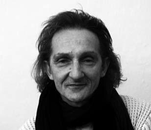 LOUSKÁČEK na hudbu Petra Iljiče Čajkovského na jevišti Divadla Antonína Dvořáka v choreografii hostujícího maďarského choreografa Williama Fomina.