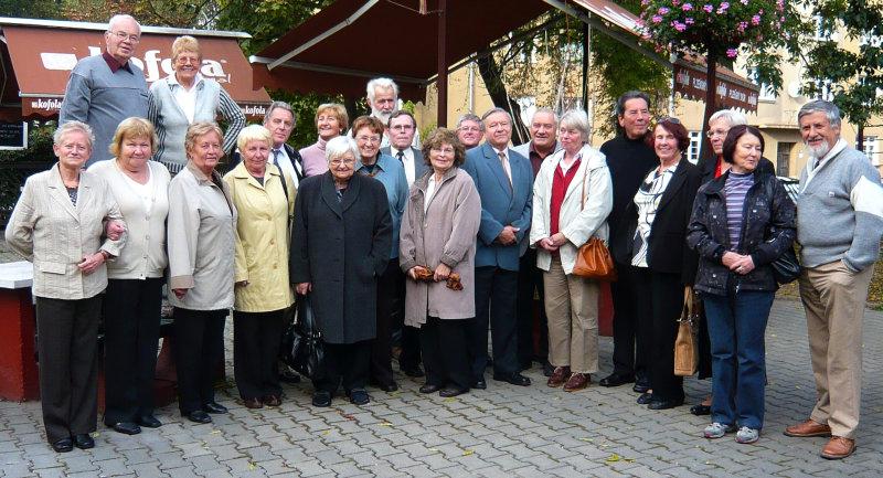 VÝHLED 2013: propojuje SAPMU propojuje spolužáky/absolventy MU >
