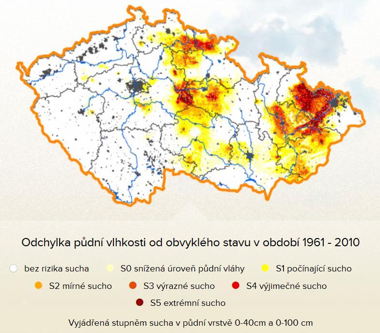 teplému slunečnému počasí a větru, nejvýrazněji se sucho projevuje na