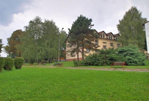 atrium a budova pavilonu P3a altán v zahradě zahrada domova zahrada domova 1.