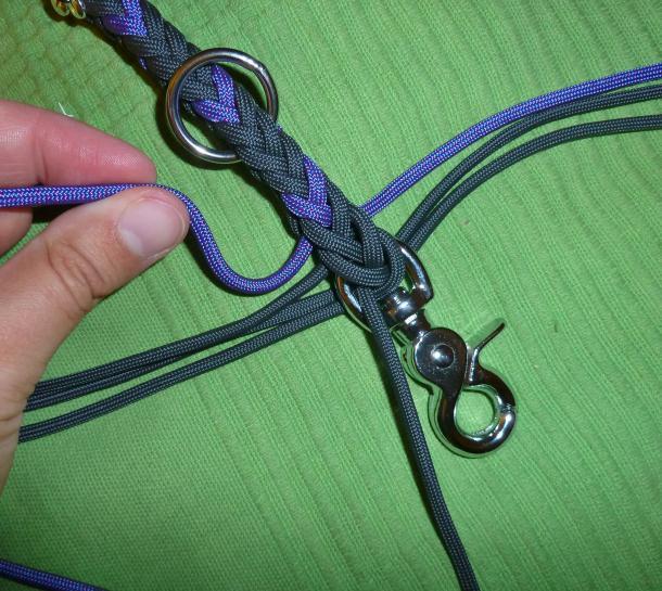 První mám zpravidla diamond knot za použití dvou pramenů z každé strany karabiny (ideálně protilehlé), druhý je