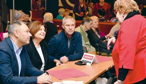 Tentokrát přijala pozvání pana starosty i 100letá Marie Kursová, která se narodila v lednu 1919 v Mariboru ve Slovinsku jako dcera českého tatínka Josefa a slovinské maminky Marie.