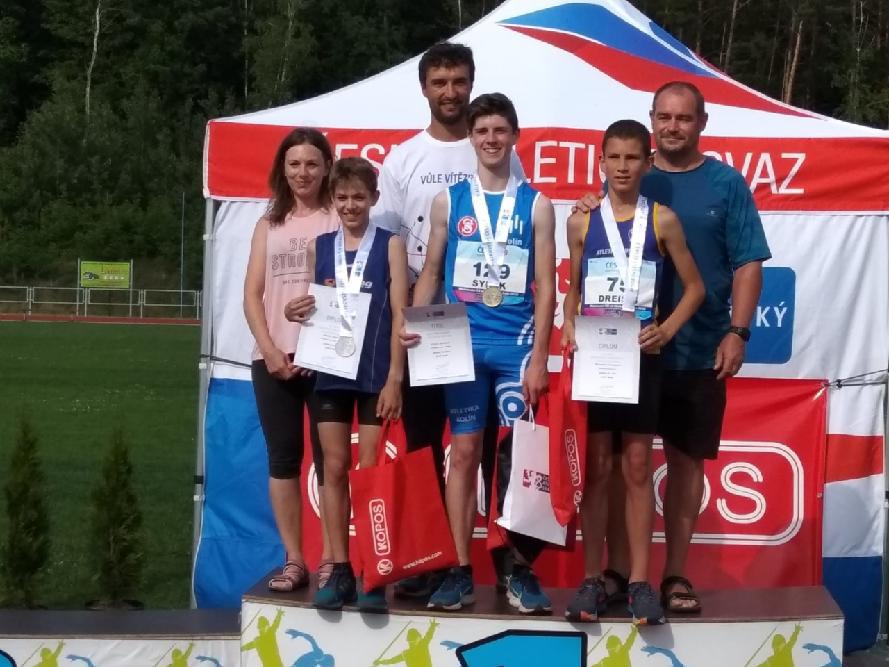 Mladší žáci finále krajského přeboru (vedoucí Jiří Robovský) 1. A. C. TEPO Kladno 95,5 2. TJ Neratovice 71,5 3. T. J. Sokol Kolín - atletika 69 4. SK Sporting Příbram 60 5.